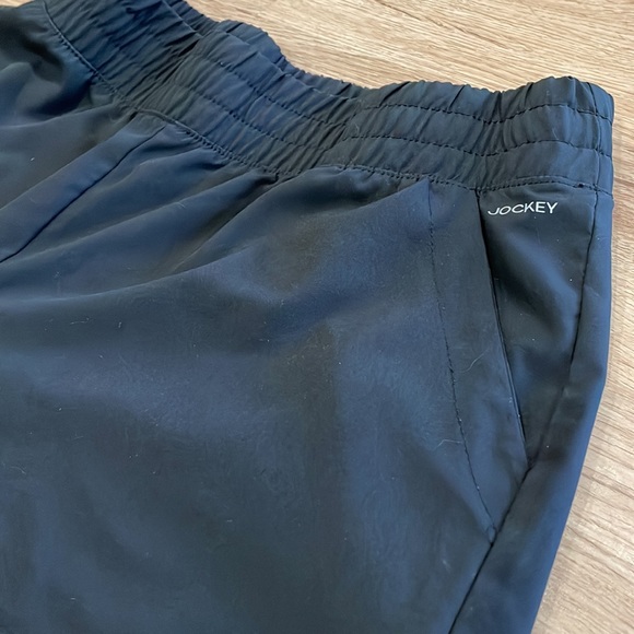 Jockey Athletic Shorts w Pockets - Picture 2 of 4